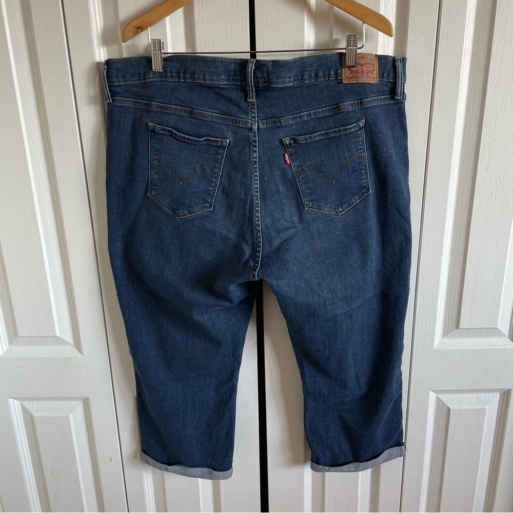Levi’s 311 Shaping Skinny Capri Pants Women’s Plus Size 20W Blue Med Wash Cuffed - Picture 5 of 13